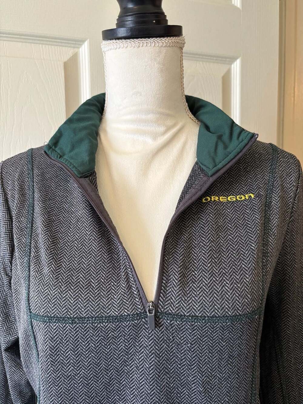 Colosseum Oregon Ducks Herringbone Quarter-Zip Pullover